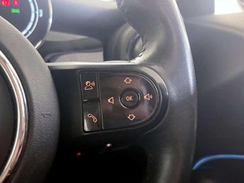 MINI Electric Hatch Cooper SE 32.6kWh Level 1 Hatchback 3dr Electric Auto (184 ps)