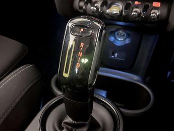 MINI Electric Hatch Cooper SE 32.6kWh Level 1 Hatchback 3dr Electric Auto (184 ps)