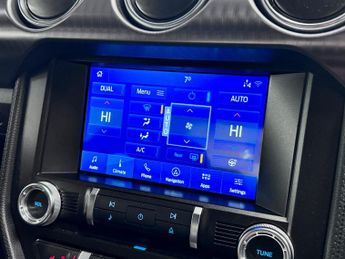 Ford Mustang Mustang Mach 1 Fastback 5.0L V8 RWD 10 Speed Automatic