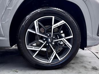 Hyundai TUCSONix35 TUCSON HEV NLINE 1.6T MY25