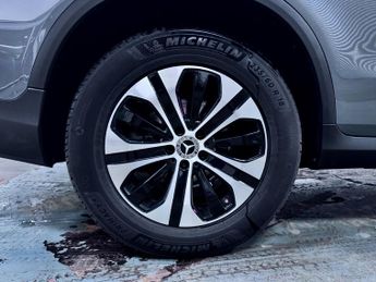Mercedes-Benz GLC 2.0 GLC300h MHEV Sport SUV 5dr Petrol Hybrid G-Tronic+ 4MATIC Eu