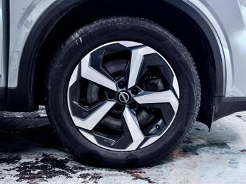 Nissan Qashqai 1.5 h e-POWER N-Connecta SUV 5dr Petrol Hybrid Auto Euro 6 (s/s)