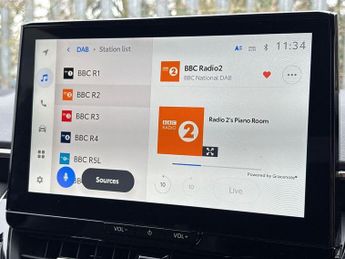 Toyota Corolla 1.8 VVT-h Design Hatchback 5dr Petrol Hybrid CVT Euro 6 (s/s) (1