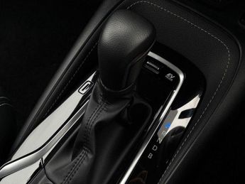 Toyota Corolla 1.8 VVT-h Design Hatchback 5dr Petrol Hybrid CVT Euro 6 (s/s) (1