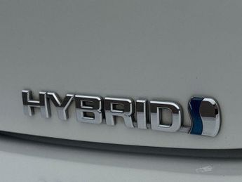 Toyota Corolla 1.8 VVT-h Design Hatchback 5dr Petrol Hybrid CVT Euro 6 (s/s) (1
