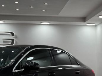 Mercedes-Benz A Class 1.3 A250e 15.6kWh AMG Line 8G-DCT Euro 6 (s/s) 4dr