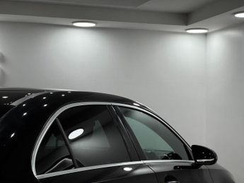 Mercedes-Benz A Class 1.3 A250e 15.6kWh AMG Line 8G-DCT Euro 6 (s/s) 4dr