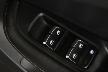 MG MG5 52.5kWh Exclusive Auto 5dr