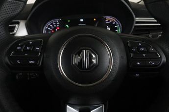 MG MG5 52.5kWh Exclusive Auto 5dr
