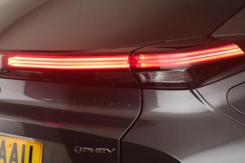 Toyota C-HR 2.0 VVT 13.6kWh Design CVT Euro 6 (s/s) 5dr