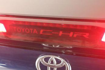 Toyota C-HR 2.0 VVT 13.6kWh Design CVT Euro 6 (s/s) 5dr