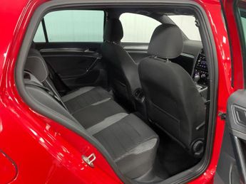 Volkswagen Golf 1.5 TSI EVO R-Line DSG Euro 6 (s/s) 5dr