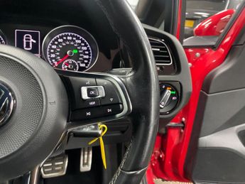 Volkswagen Golf 1.5 TSI EVO R-Line DSG Euro 6 (s/s) 5dr