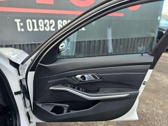 BMW 3 Series 2.0 320i M Sport Auto Euro 6 (s/s) 4dr