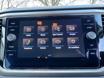 Volkswagen T-Roc 1.0 TSI SE Euro 6 (s/s) 5dr
