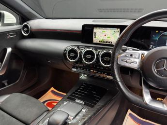 Mercedes-Benz A Class 1.5 A180d AMG Line 7G-DCT Euro 6 (s/s) 5dr