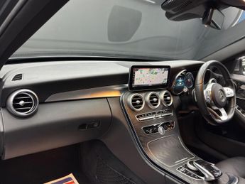 Mercedes-Benz C Class 2.0 C300de 13.5kWh AMG Line Edition (Premium) G-Tronic+ Euro 6 (