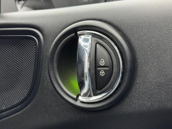 MINI Countryman 2.0 Cooper D Auto ALL4 Euro 6 (s/s) 5dr