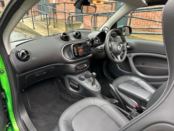 Smart fortwo 17.6kWh Prime (Premium Plus) Cabriolet Auto 2dr