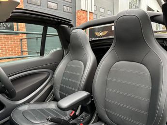 Smart fortwo 17.6kWh Prime (Premium Plus) Cabriolet Auto 2dr