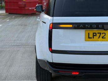 Land Rover Range Rover 3.0 D300 MHEV SE Auto 4WD Euro 6 (s/s) 5dr