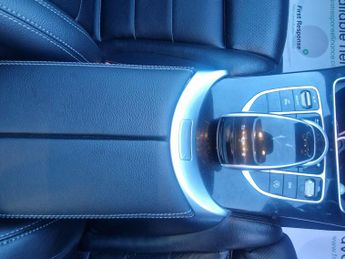 Mercedes-Benz C Class 2.1 C220 BlueTEC AMG Line (Premium) G-Tronic+ Euro 6 (s/s) 4dr