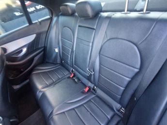 Mercedes-Benz C Class 2.1 C220 BlueTEC AMG Line (Premium) G-Tronic+ Euro 6 (s/s) 4dr