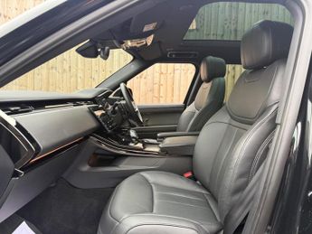 Land Rover Range Rover Sport 3.0 D300 MHEV Stealth Edition Auto 4WD Euro 6 (s/s) 5dr