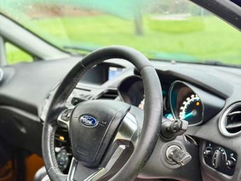 Ford Fiesta 1.0T EcoBoost Zetec Powershift Euro 6 5dr