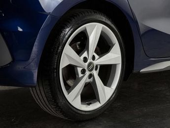 Audi A3 1.0 TFSI 30 S line Sportback S Tronic Euro 6 (s/s) 5dr