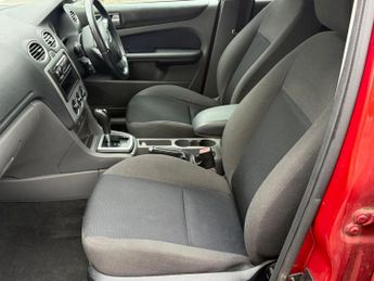 Ford Focus 1.6 Zetec Climate 5dr