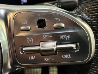 Mercedes-Benz A Class 2.0 A220 AMG Line (Executive) 7G-DCT Euro 6 (s/s) 5dr