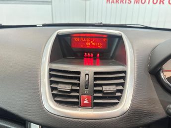 Peugeot 207 1.4 m:play 5dr
