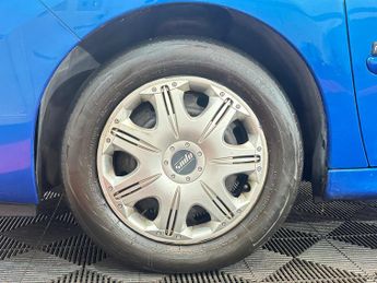 Peugeot 207 1.4 m:play 5dr