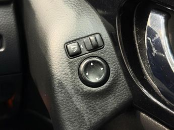 Nissan Qashqai 1.6 dCi n-tec+ XTRON 2WD Euro 6 (s/s) 5dr