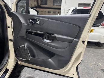 Renault Captur 1.2 TCe Dynamique S MediaNav EDC Euro 5 5dr