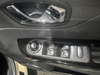 Renault Captur 1.2 TCe Dynamique S MediaNav EDC Euro 5 5dr