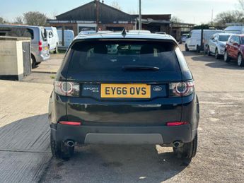 Land Rover Discovery Sport 2.0 TD4 HSE Black Auto 4WD Euro 6 (s/s) 5dr