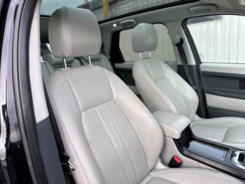 Land Rover Discovery Sport 2.0 TD4 HSE Black Auto 4WD Euro 6 (s/s) 5dr