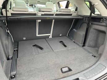 Land Rover Discovery Sport 2.0 TD4 HSE Black Auto 4WD Euro 6 (s/s) 5dr