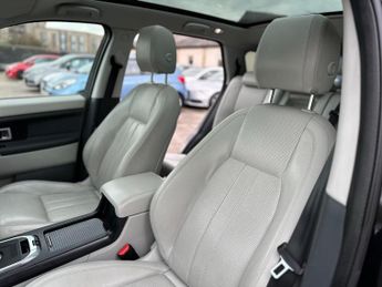 Land Rover Discovery Sport 2.0 TD4 HSE Black Auto 4WD Euro 6 (s/s) 5dr