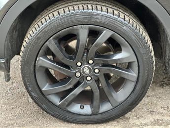 Land Rover Discovery Sport 2.0 TD4 HSE Black Auto 4WD Euro 6 (s/s) 5dr