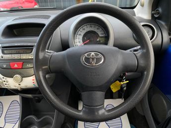 Toyota AYGO 1.0 VVT-i Blue Euro 5 5dr