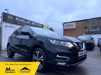 Nissan Qashqai 1.3 DIG-T N-Connecta Euro 6 (s/s) 5dr