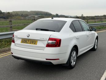 Skoda Octavia 1.6 TDI SE Technology DSG Euro 6 (s/s) 5dr