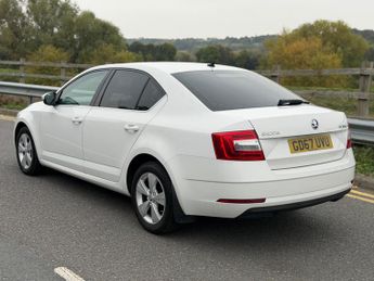 Skoda Octavia 1.6 TDI SE Technology DSG Euro 6 (s/s) 5dr