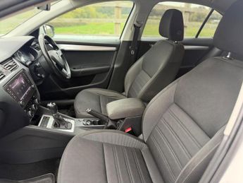 Skoda Octavia 1.6 TDI SE Technology DSG Euro 6 (s/s) 5dr