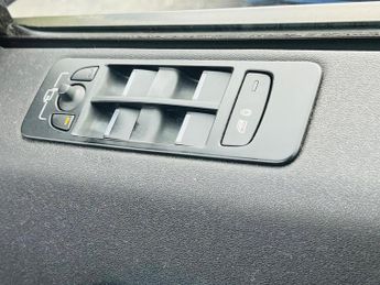 Land Rover Discovery Sport 2.0 TD4 HSE Auto 4WD Euro 6 (s/s) 5dr