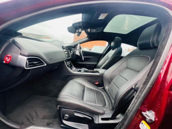 Jaguar XE 2.0d R-Sport Auto AWD Euro 6 (s/s) 4dr