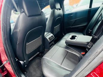 Jaguar XE 2.0d R-Sport Auto AWD Euro 6 (s/s) 4dr